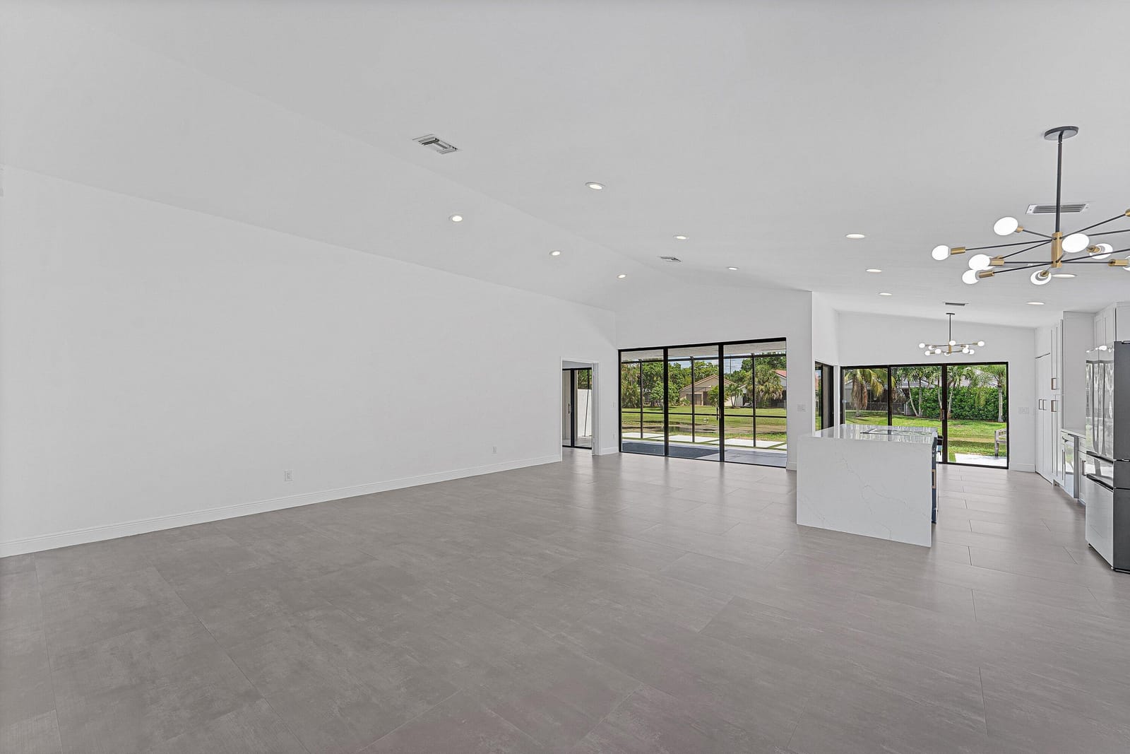11152 HIGHLAND Circle, Boca Raton, FL 33428 photo 4