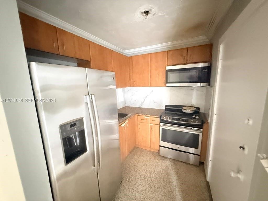 990 SW 4th Street 7 — photo 12