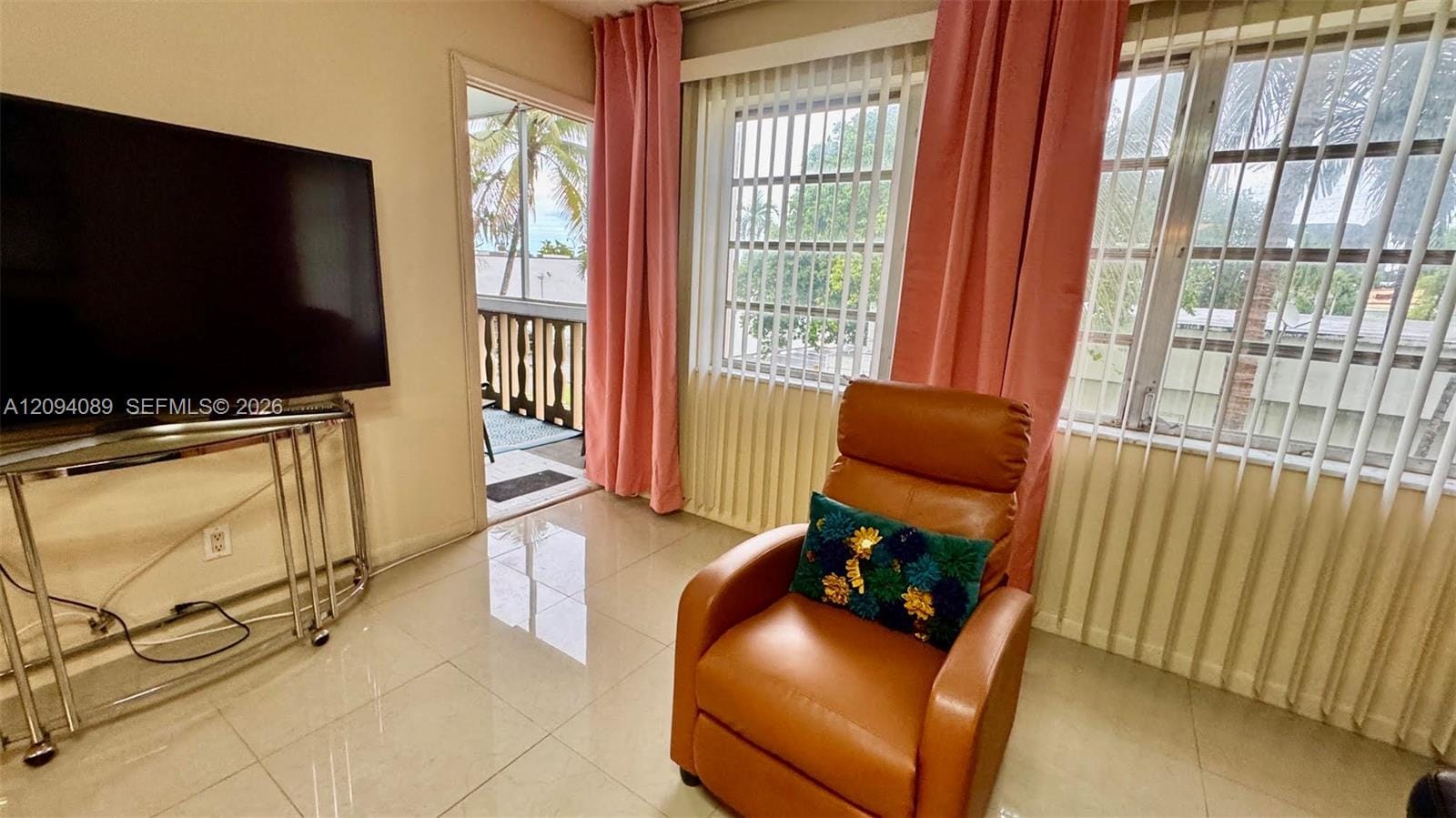 410 SE 2nd Street 219, Hallandale Beach, FL 33009 photo 13