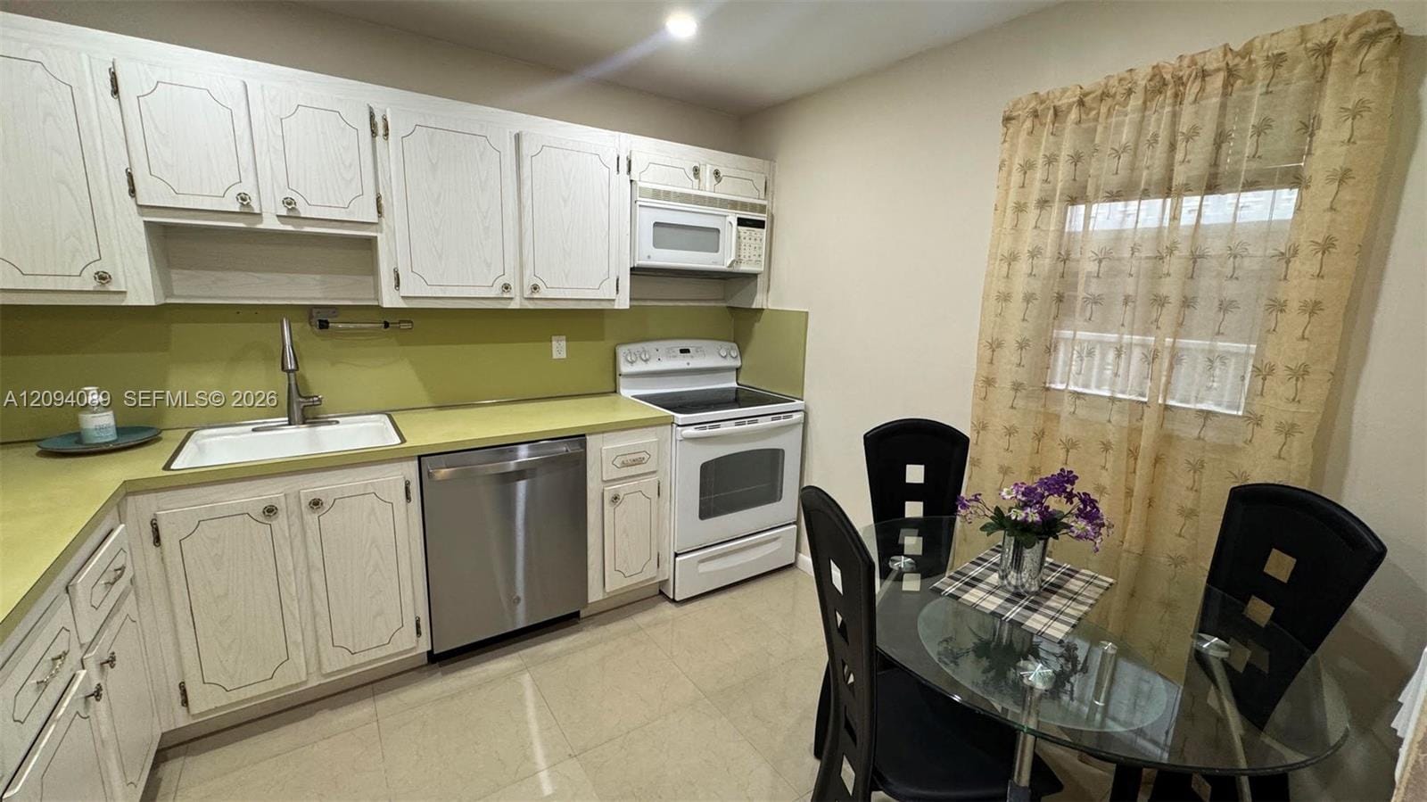 410 SE 2nd Street 219, Hallandale Beach, FL 33009 photo 30