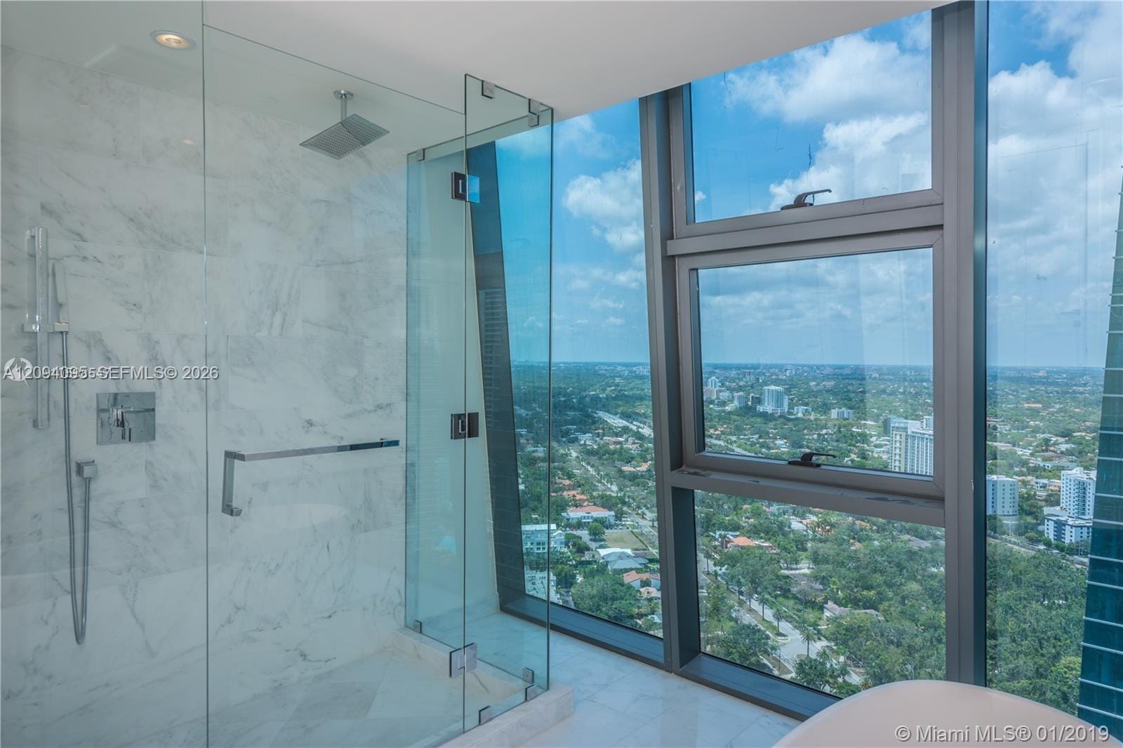 1451 Brickell Avenue 4004 — photo 9