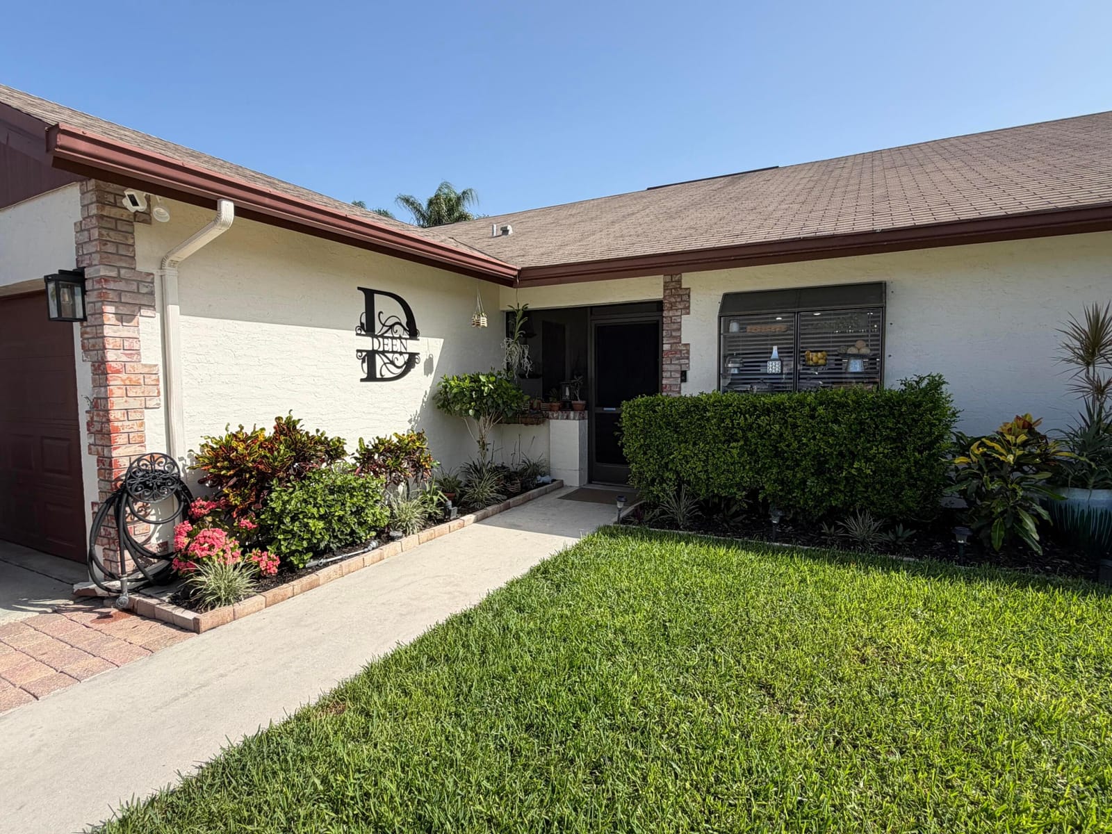 187 Moccasin Trail N, Jupiter, FL 33458 photo 2