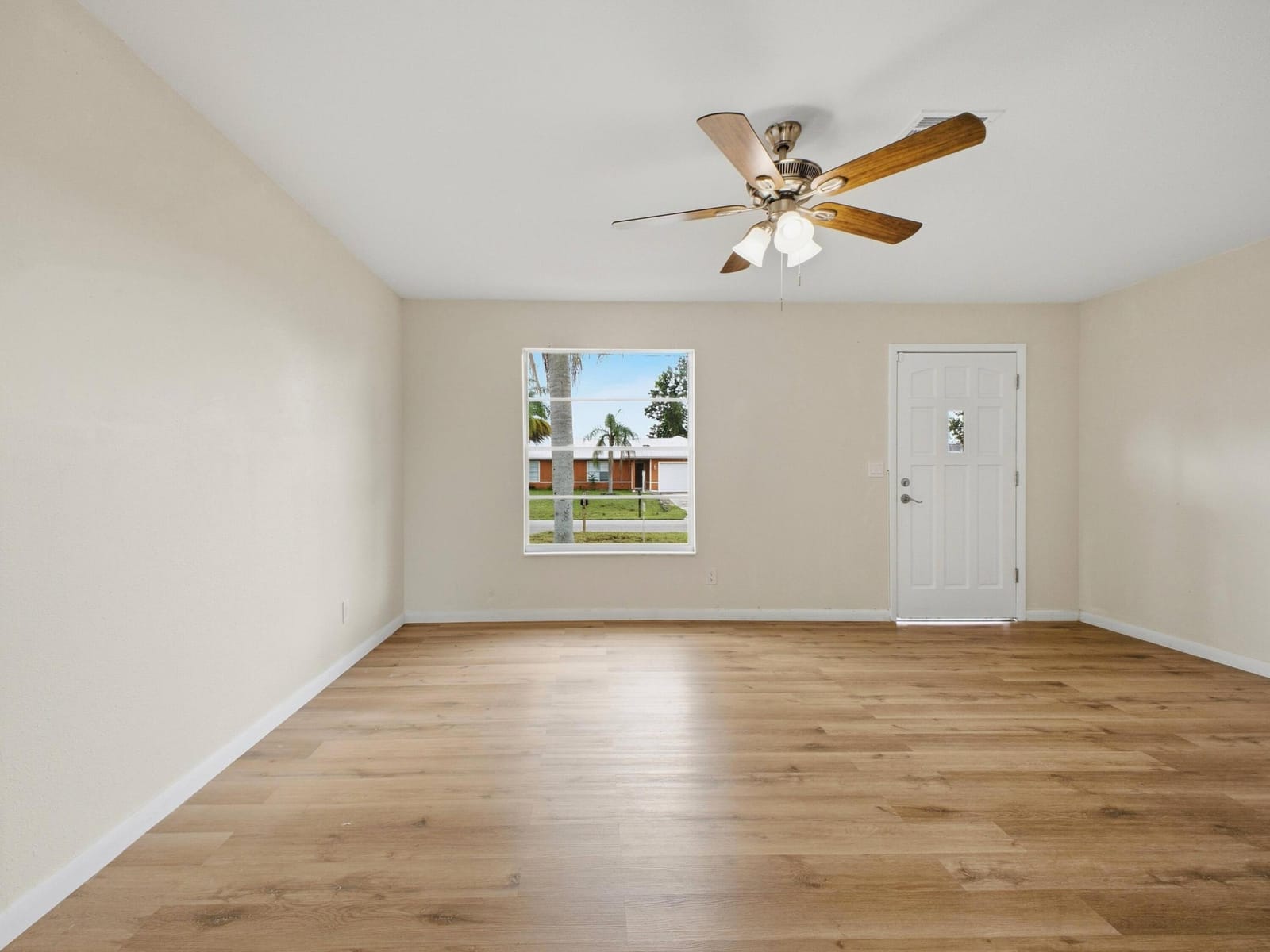 711 NW RIVERSIDE Drive, Port St. Lucie, FL 34983 photo 11