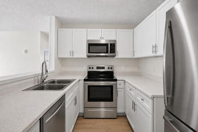 9426 NW 49th Place 13d, Sunrise, FL 33351