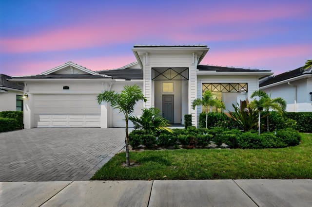 9202 SW ESULE Way, Port St. Lucie, FL 34987