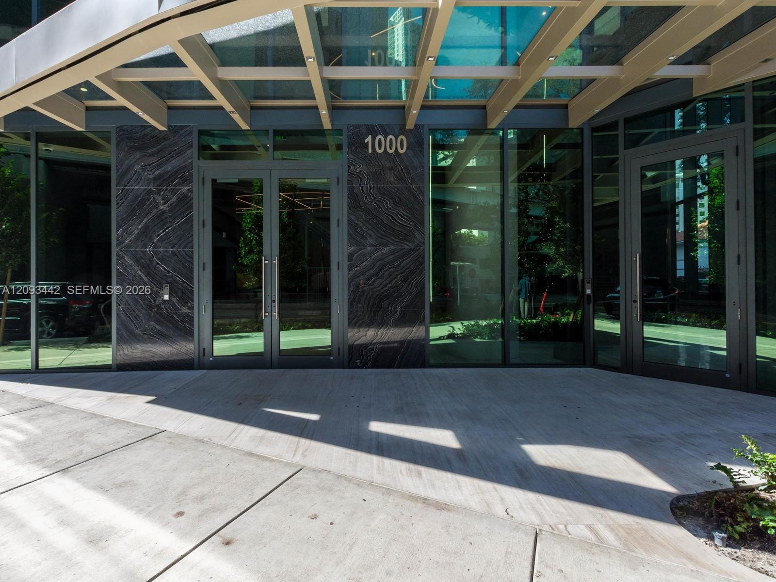1000 Brickell Plaza 4104 — photo 2