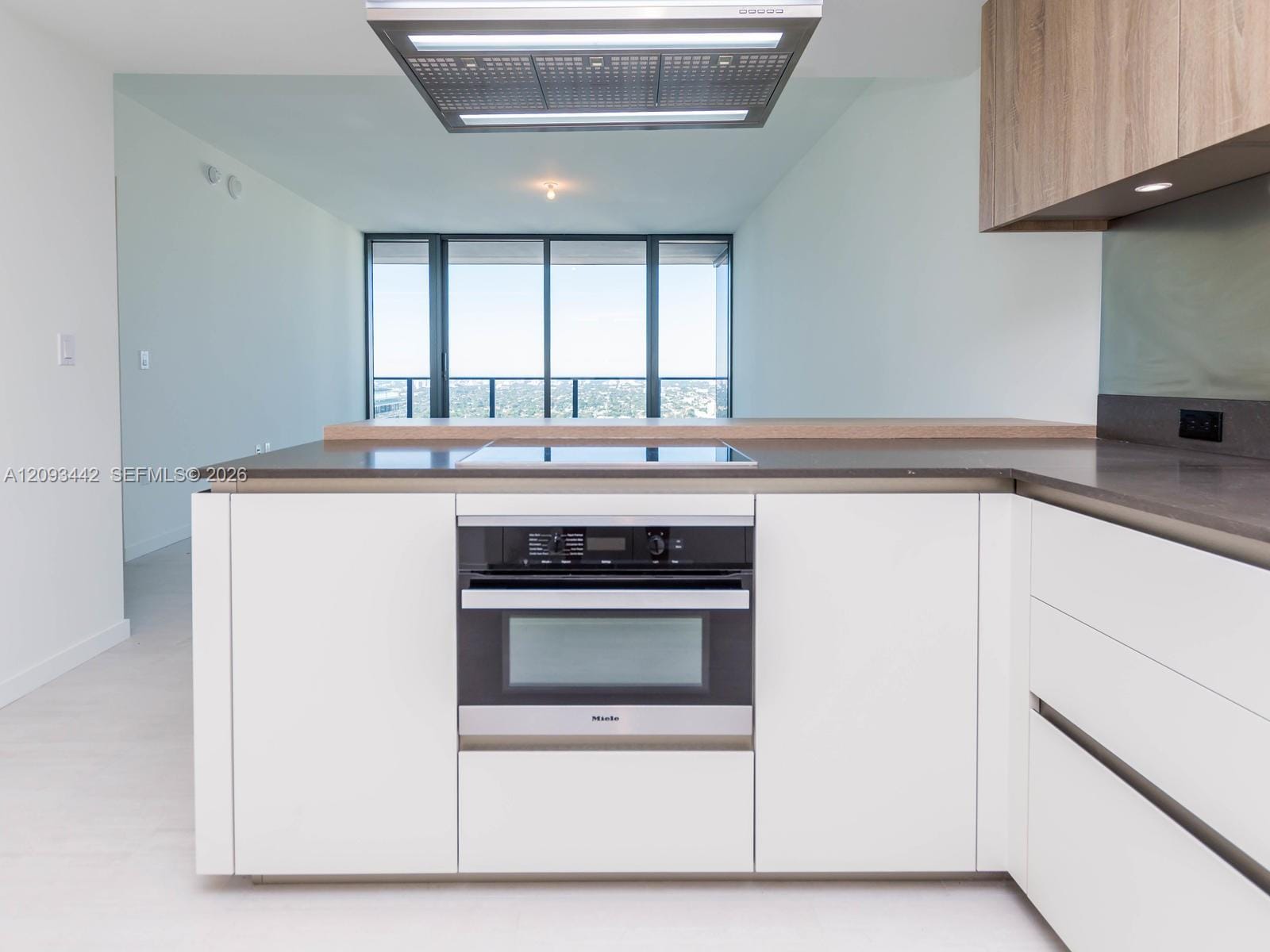 1000 Brickell Plaza 4104, Miami, FL 33131 photo 13