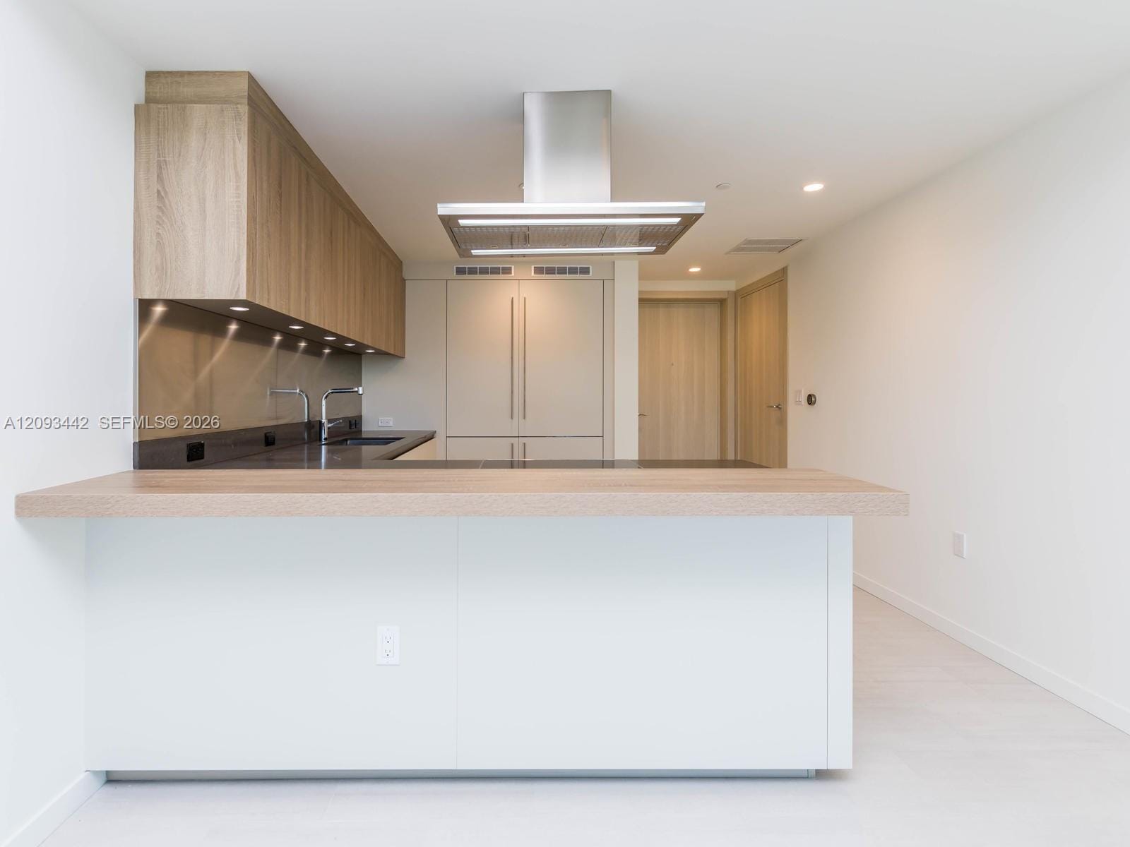 1000 Brickell Plaza 4104 — photo 10