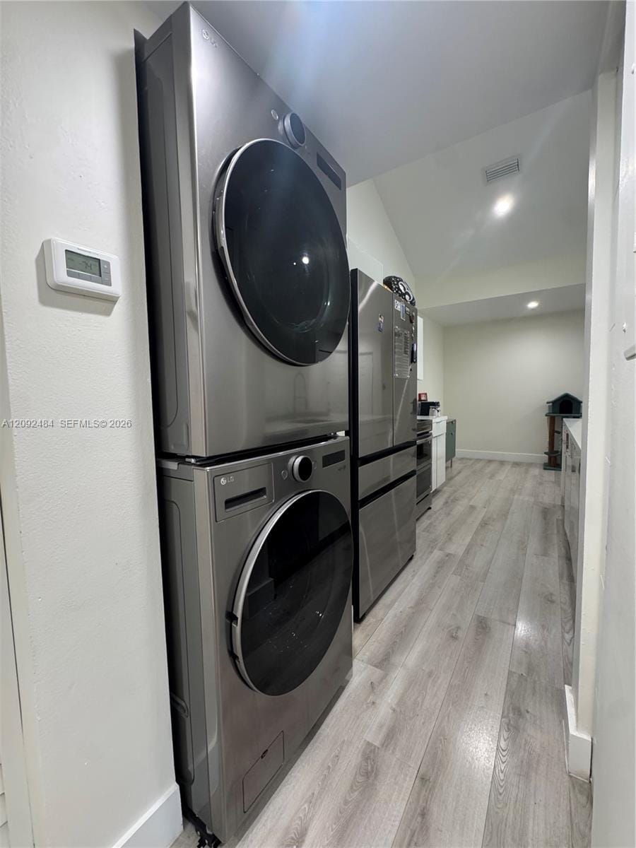 10521 SW 157th Place 306 — photo 7