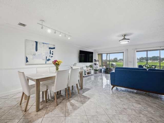 1800 EMBASSY Drive 132 — photo 11
