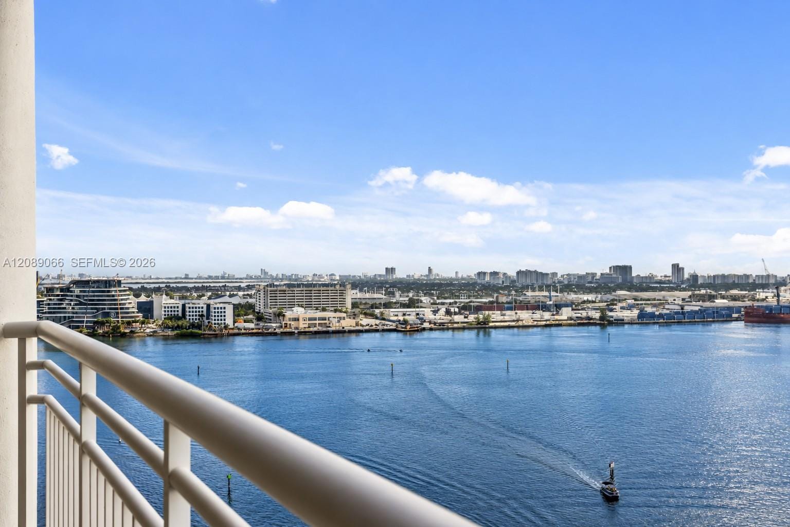 808 Brickell Key Drive 2002, Miami, FL 33131 photo 14