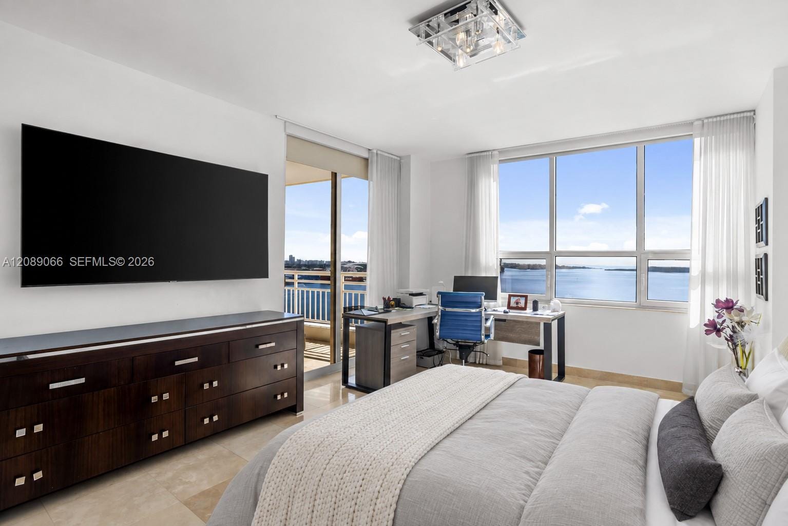 808 Brickell Key Drive 2002, Miami, FL 33131 photo 18
