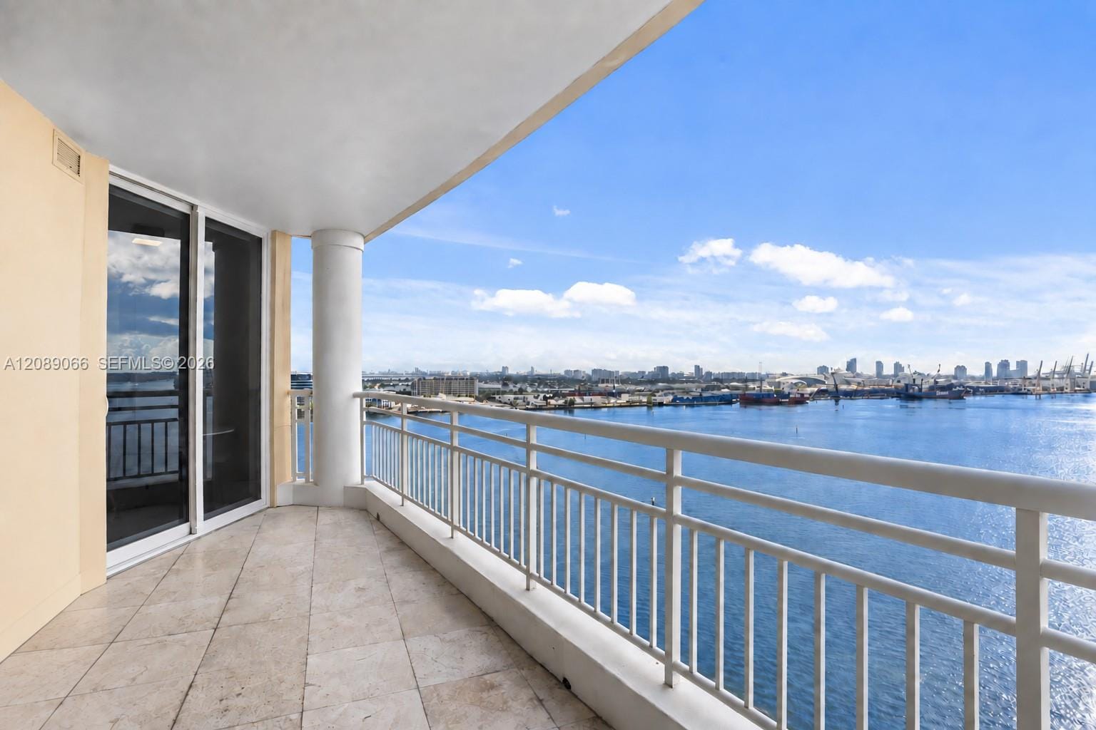 808 Brickell Key Drive 2002, Miami, FL 33131 photo 21