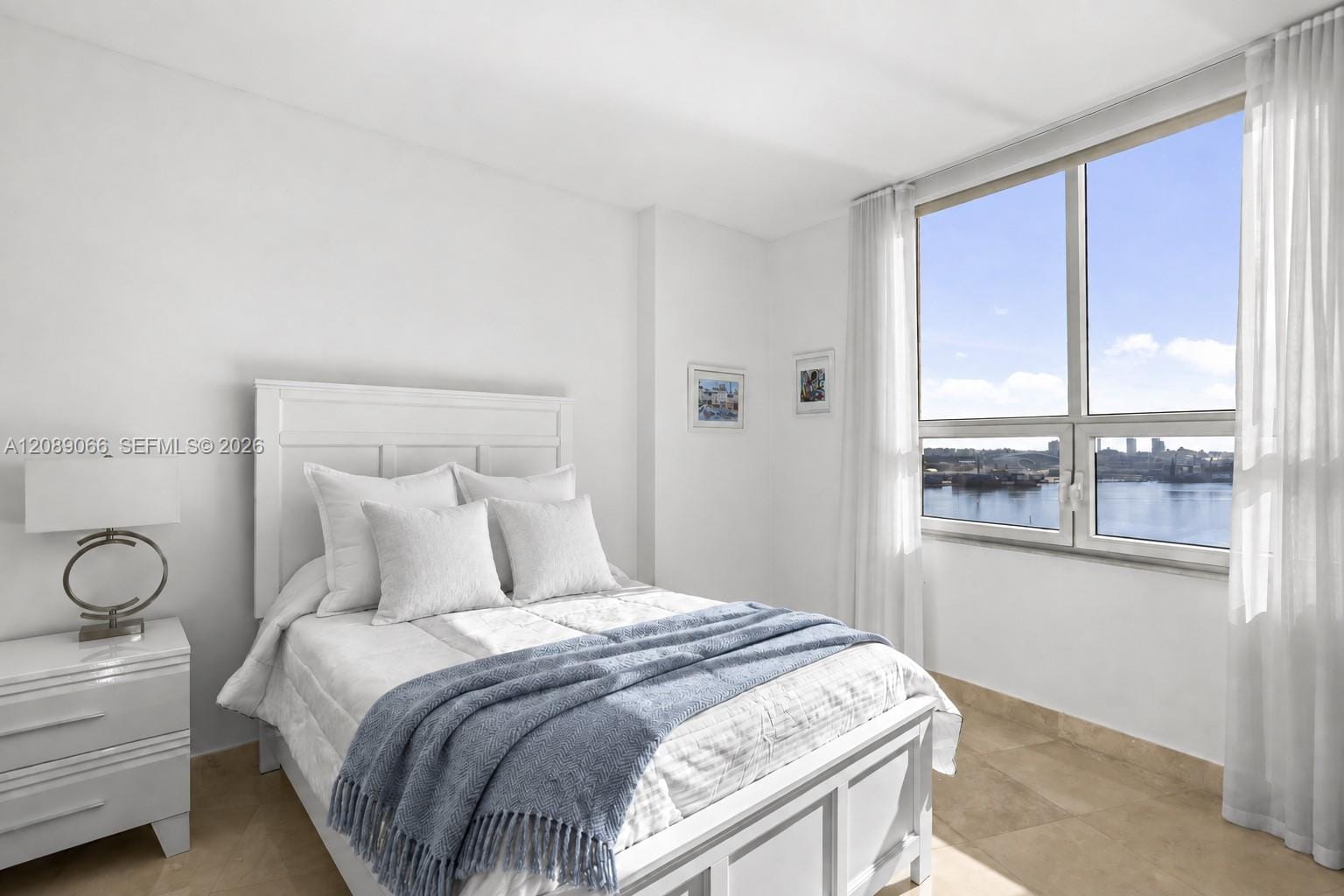 808 Brickell Key Drive 2002, Miami, FL 33131 photo 24