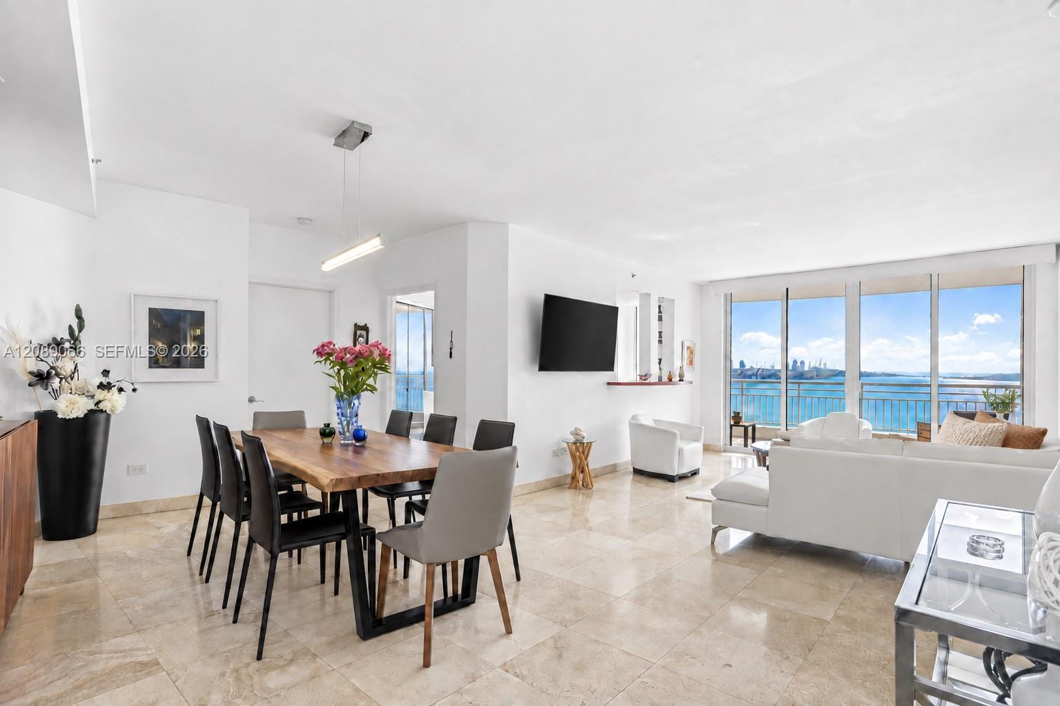 808 Brickell Key Drive 2002 — photo 4