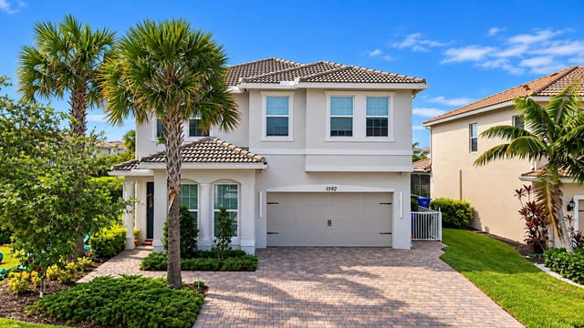 1592 BURSERA Terrace, Hollywood, FL 33021