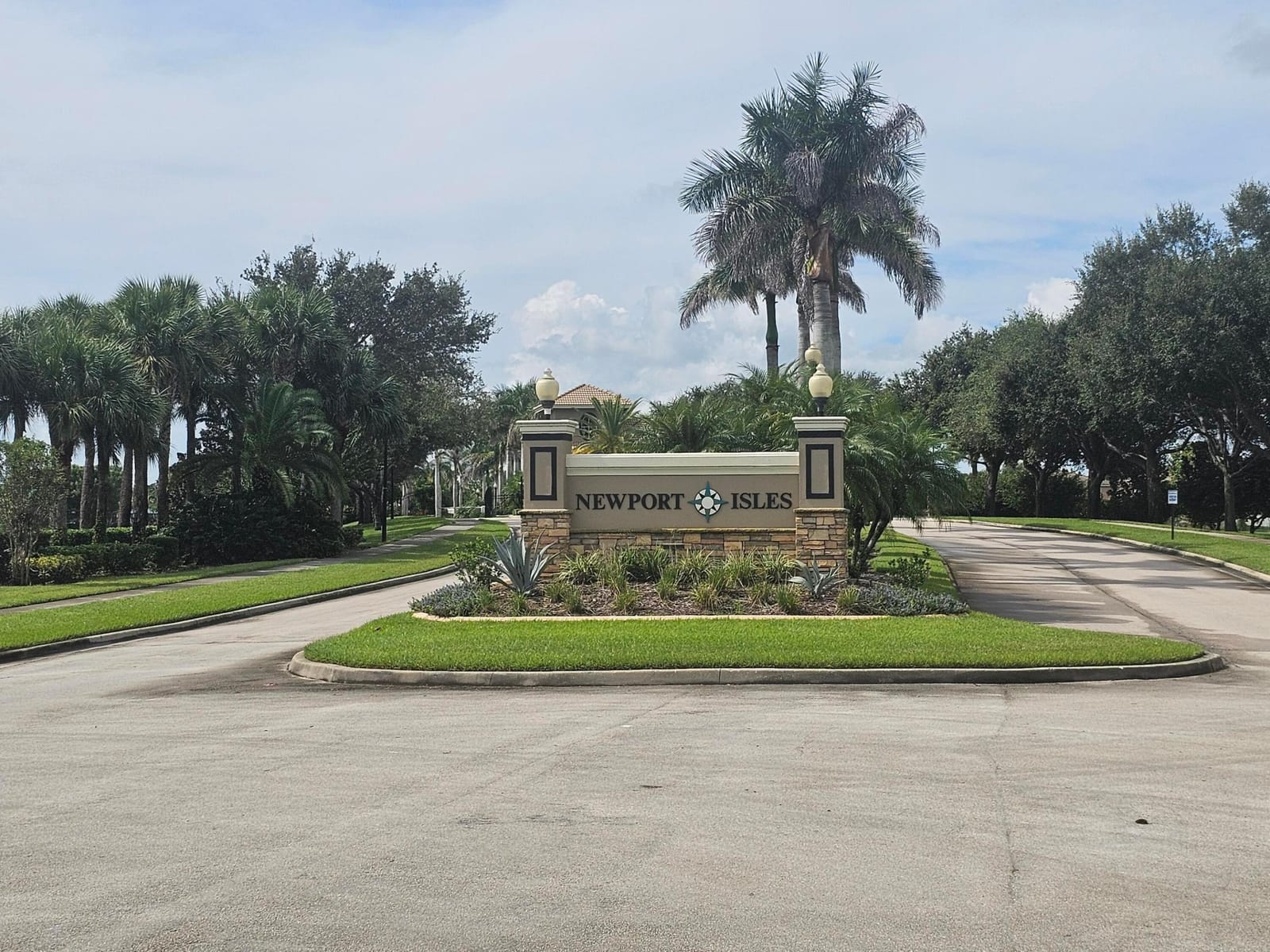 1919 Newport Isles Boulevard, Port St. Lucie, FL 34953 photo 3