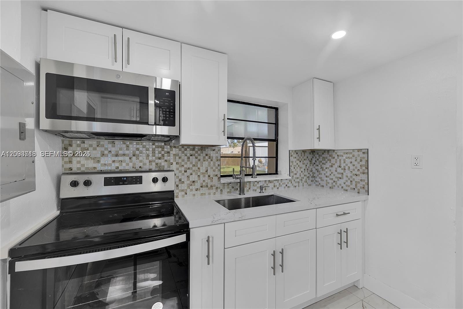 4837 SW 28th Avenue — photo 11