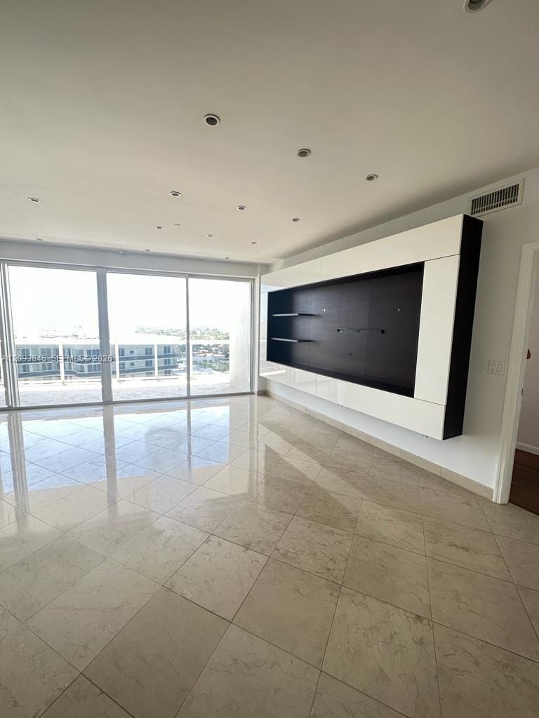 9601 Collins Avenue 1508 — photo 12