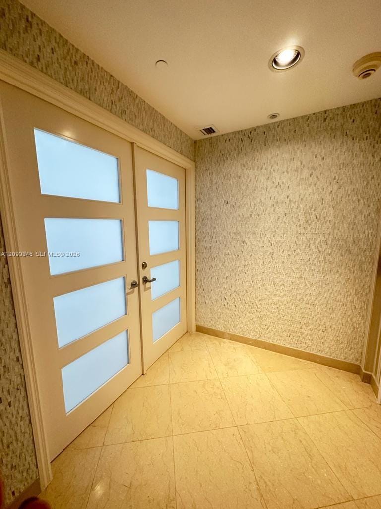 9601 Collins Avenue 1508 — photo 4
