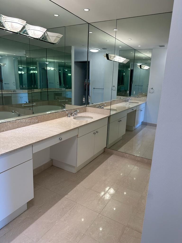 9601 Collins Avenue 1508 — photo 9