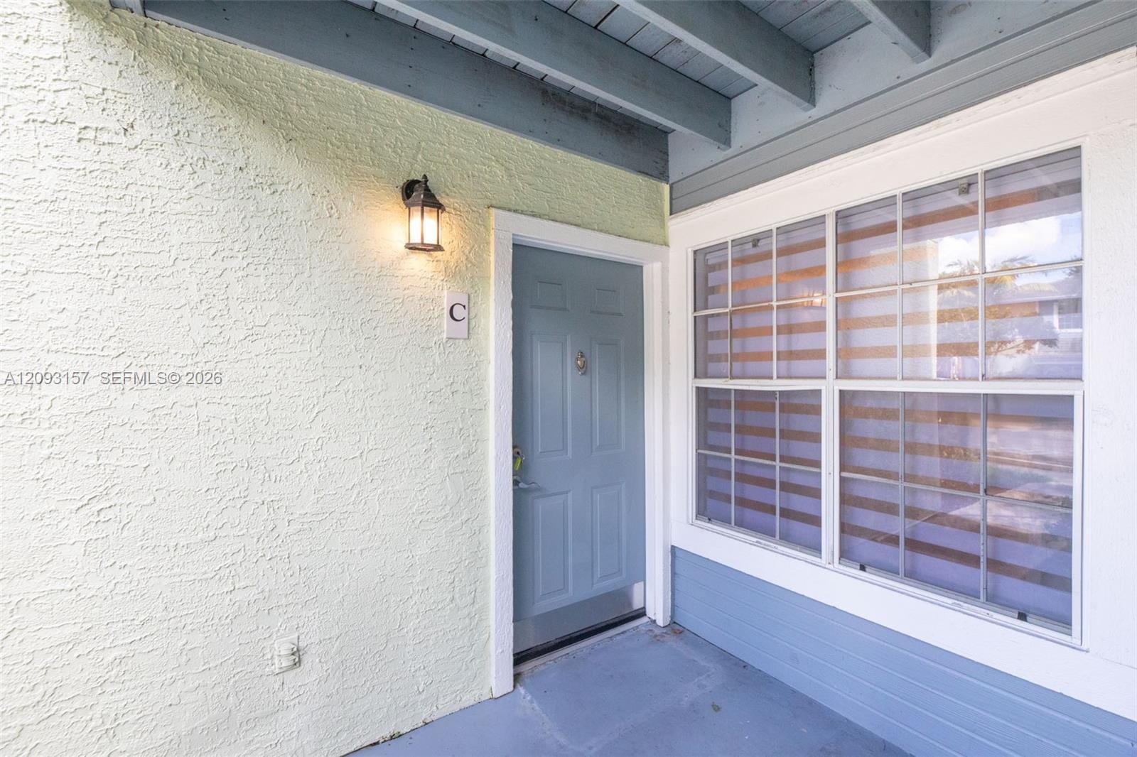 1020 Crystal Way C — photo 3