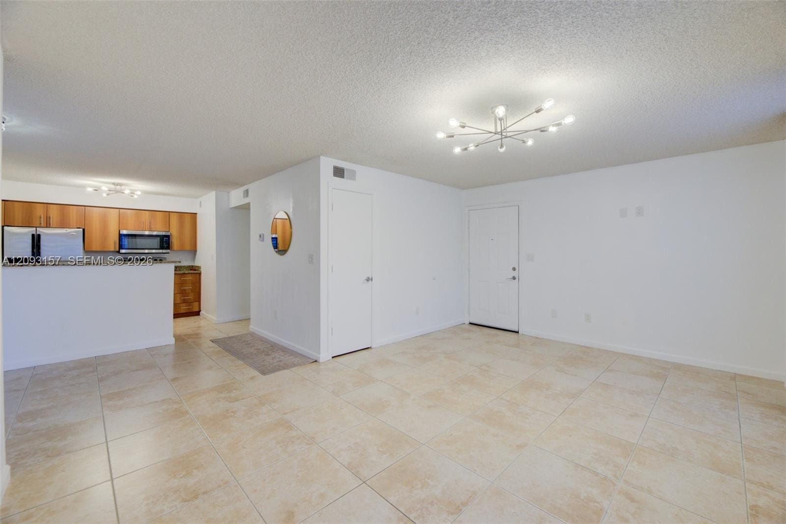 1020 Crystal Way C — photo 9