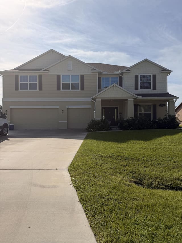 590 SE FAITH Terrace, Port St. Lucie, FL 34983