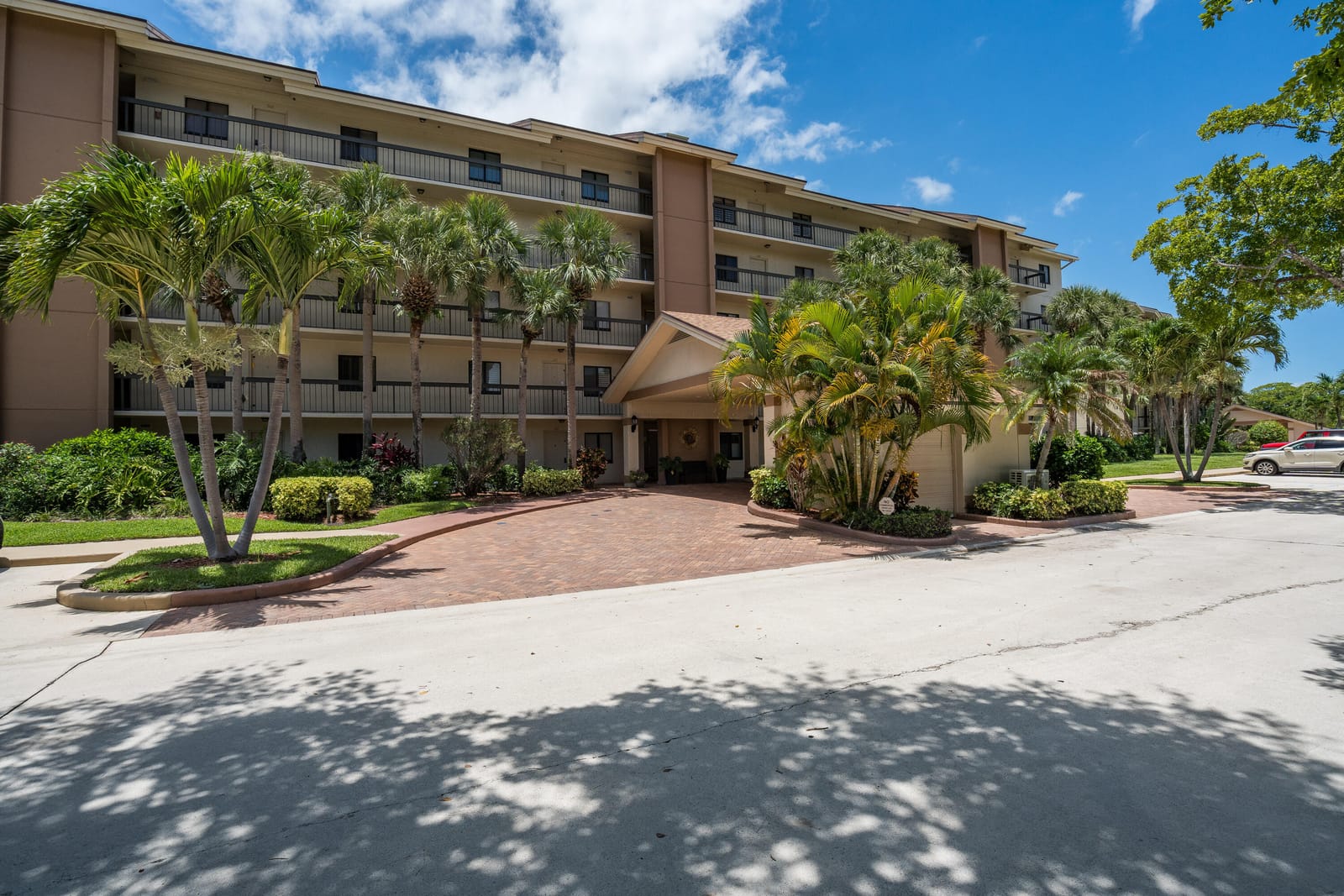 901 SEAFARER Circle 306, Jupiter, FL 33477 photo 2