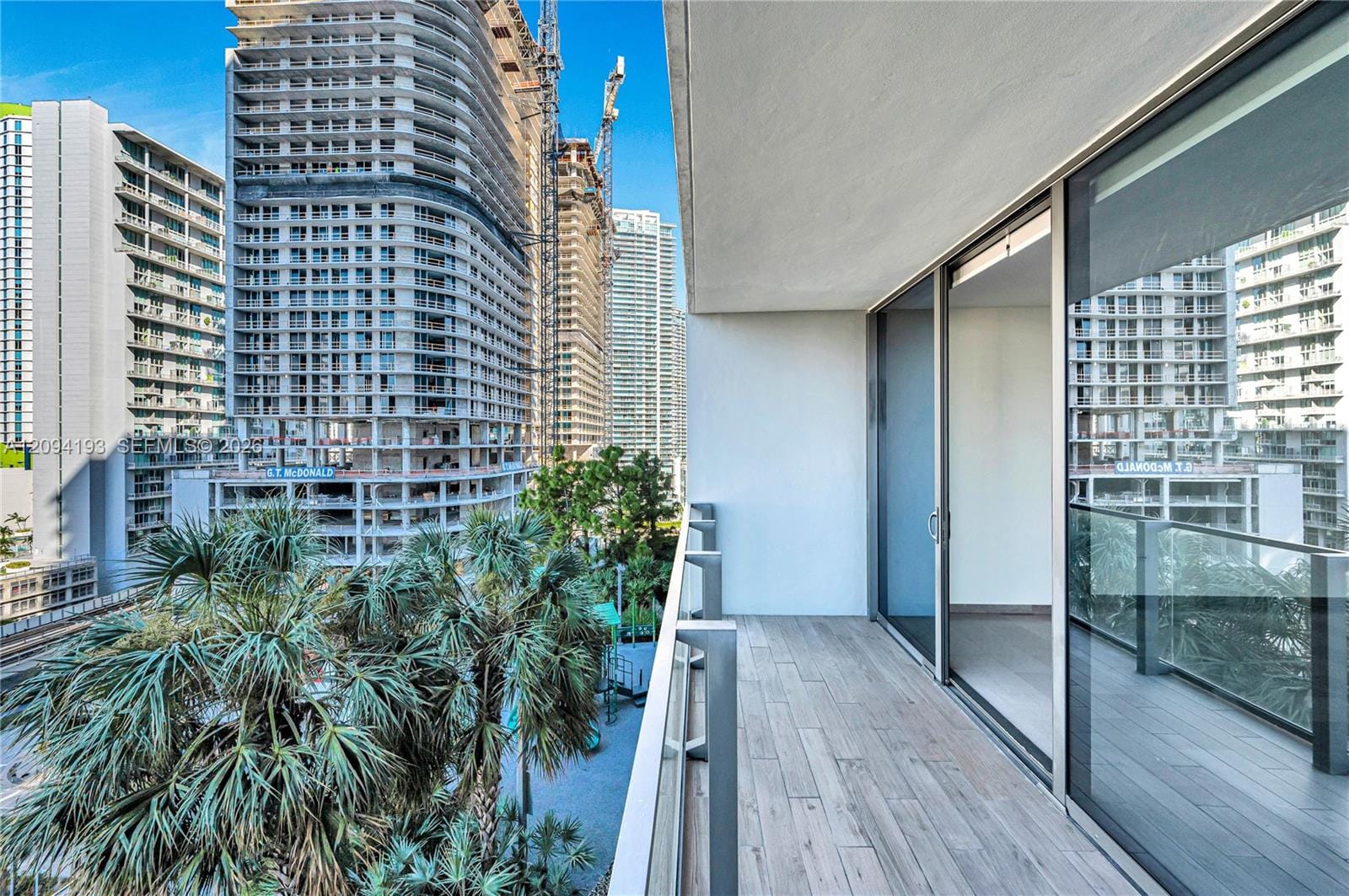 88 SW 7th Street 806, Miami, FL 33130 photo 14