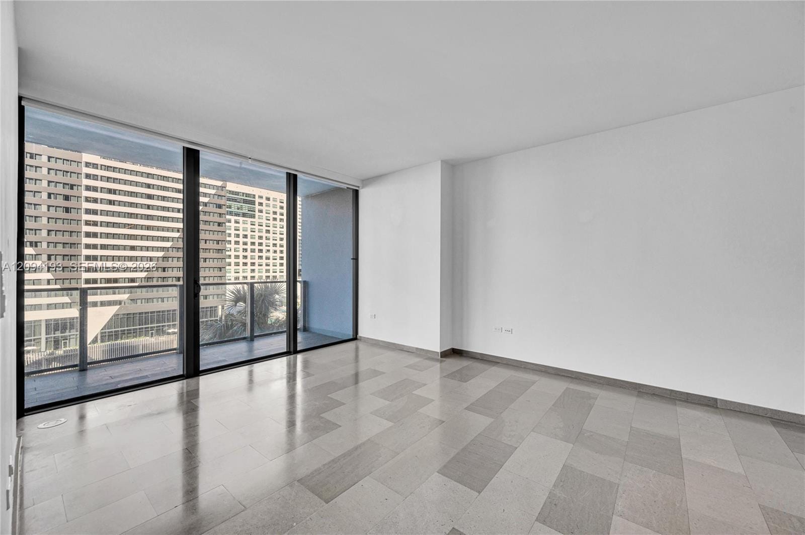 88 SW 7th Street 806, Miami, FL 33130 photo 17