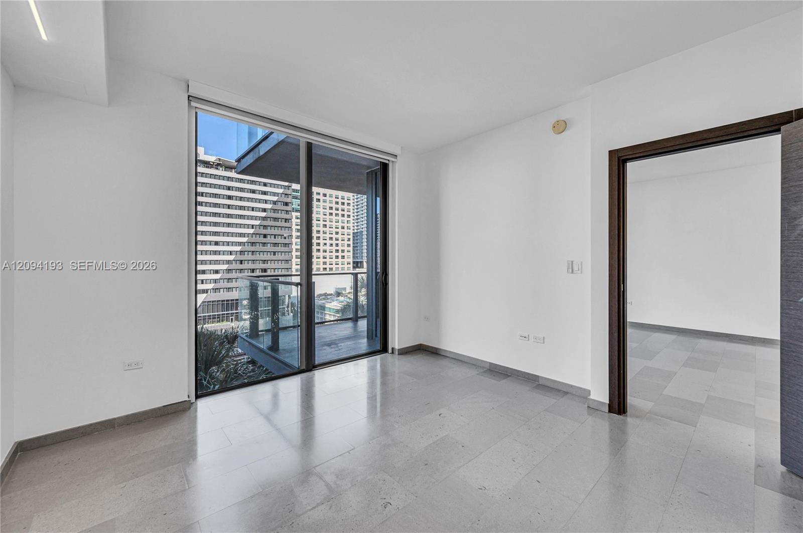 88 SW 7th Street 806, Miami, FL 33130 photo 23