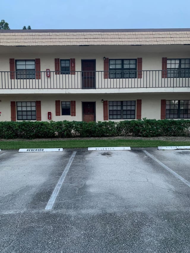 4467 OAK TERRACE Drive, Greenacres, FL 33463