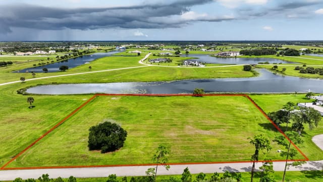 6027 SW HIDDEN LAKE Lane, Palm City, FL 34990