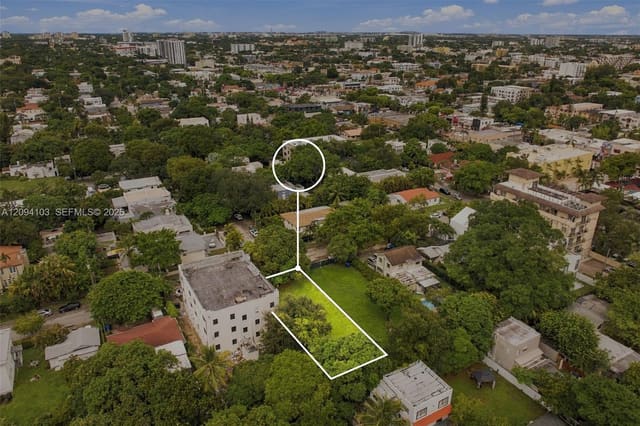 1001 SW 15th Avenue, Miami, FL 33135