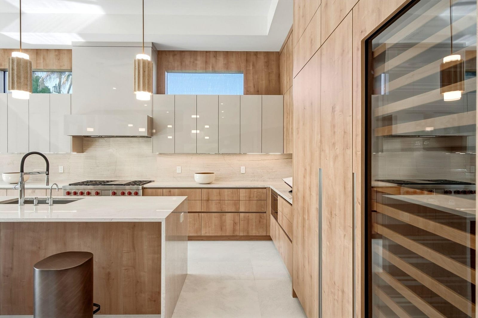 399 NE Spanish Court — photo 8