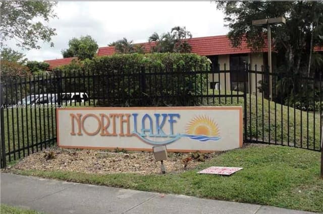 800 NE 199th Street 101D, Northlake Vlg At Calif Cl, Miami, FL
