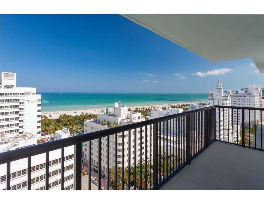 1800 Collins Avenue 19F, Miami Beach, FL 33139 photo 2