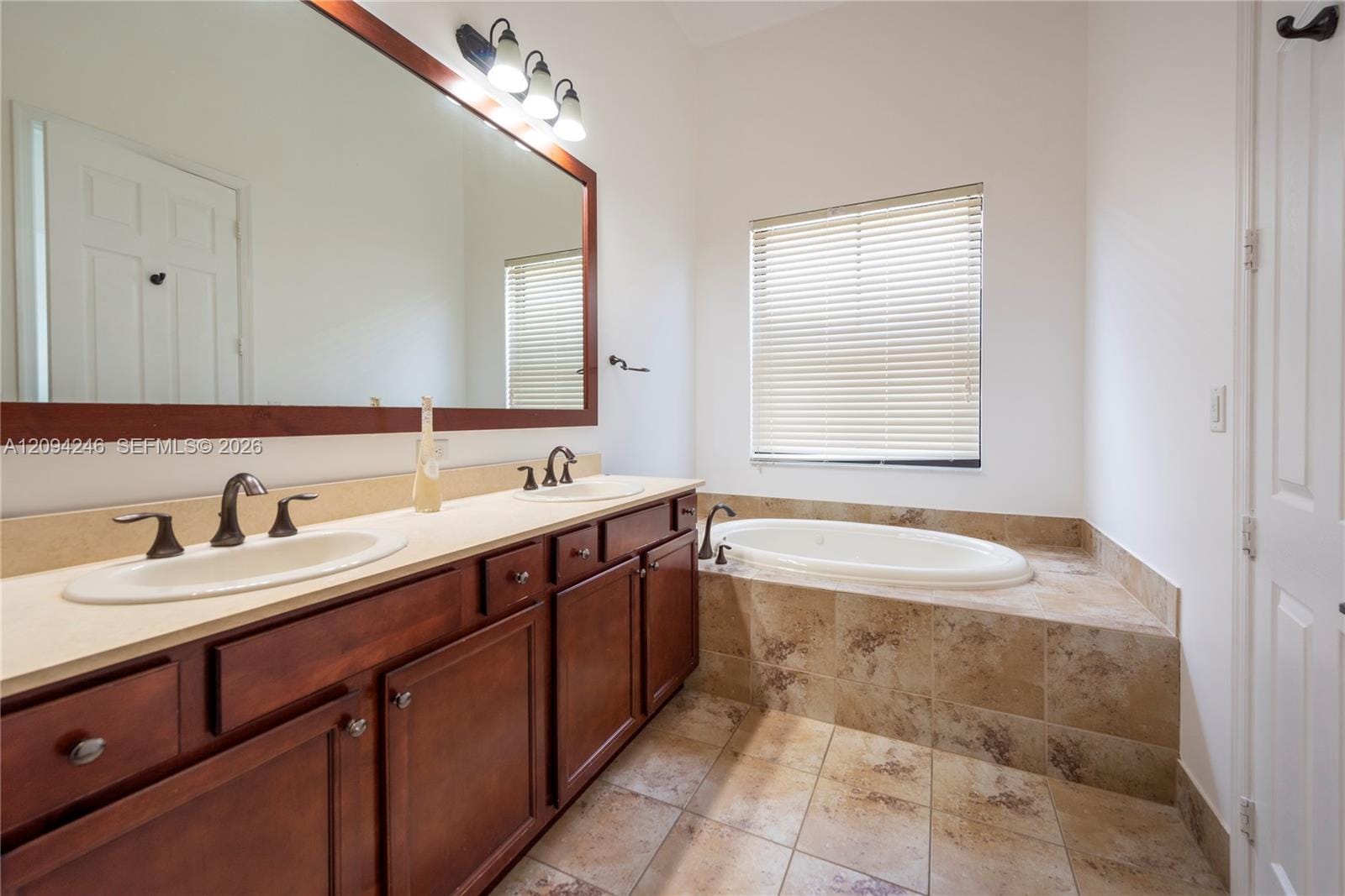 8513 NW 41st Street -, Cooper City, FL 33024 photo 16