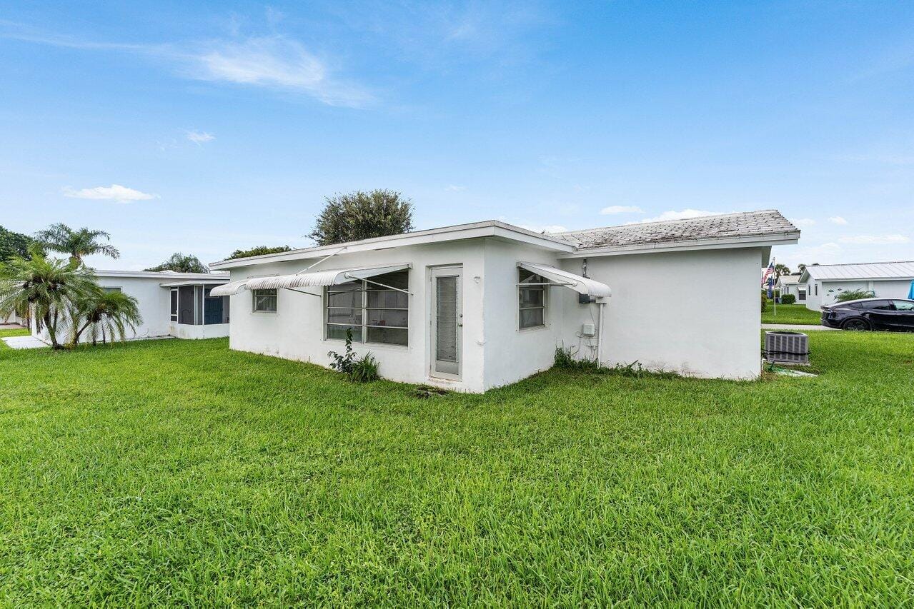 1005 Siesta Avenue, Boynton Beach, FL 33426 photo 19