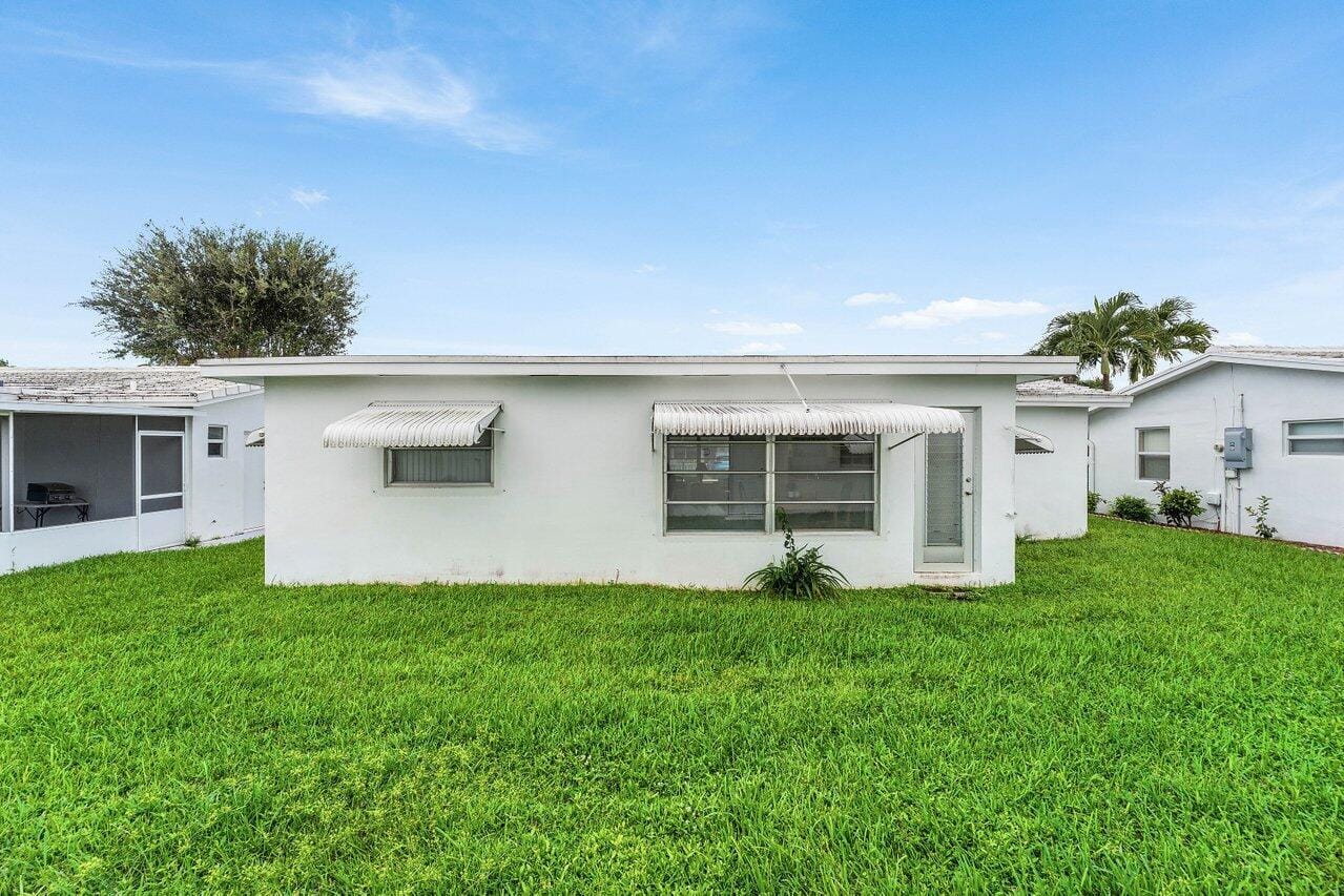 1005 Siesta Avenue, Boynton Beach, FL 33426 photo 20