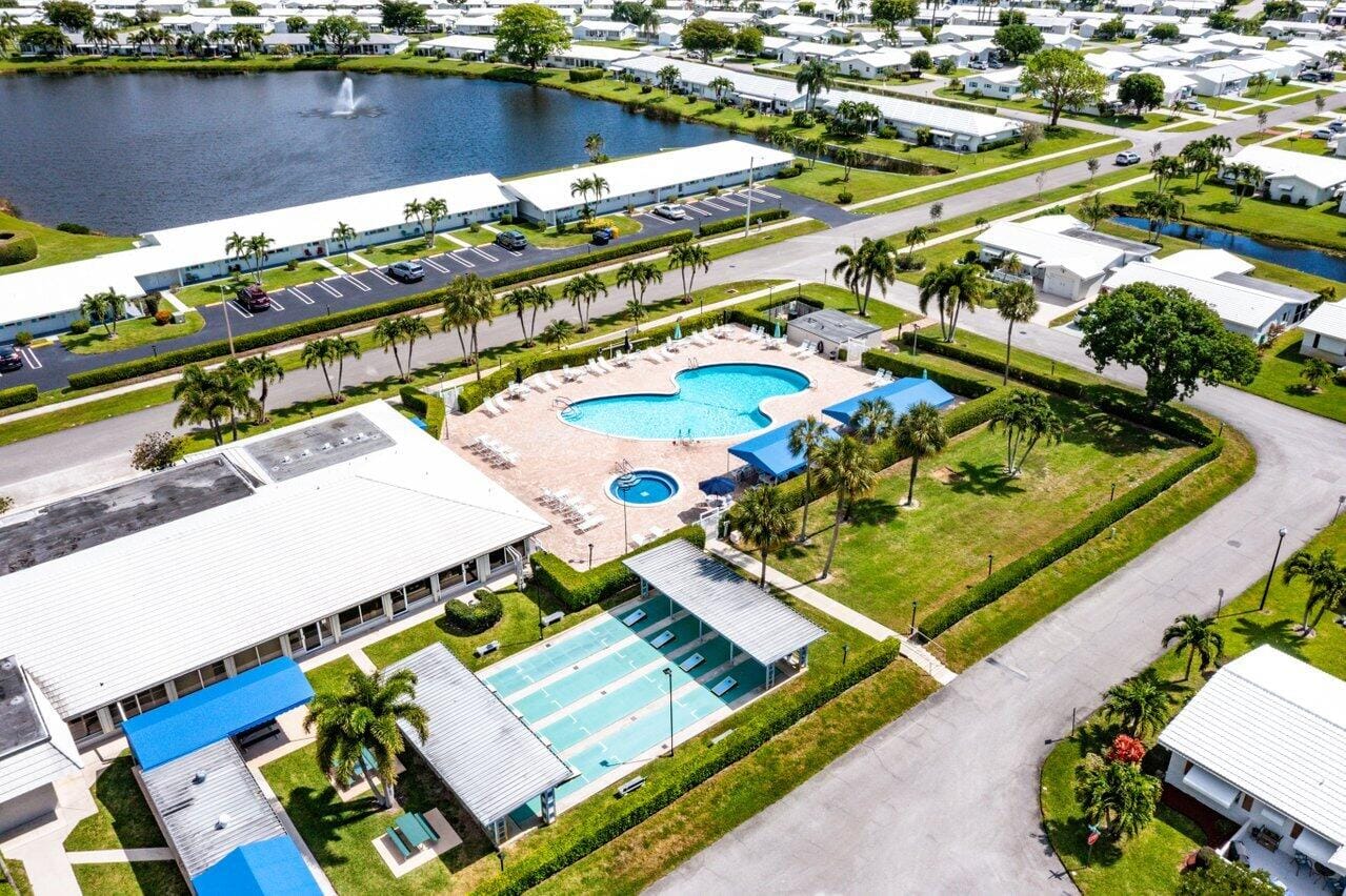 1005 Siesta Avenue, Boynton Beach, FL 33426 photo 28