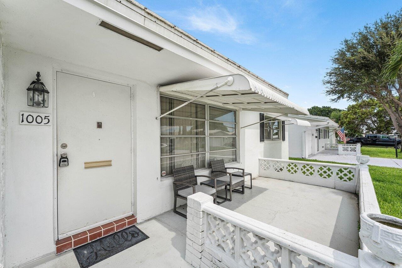 1005 Siesta Avenue — photo 4