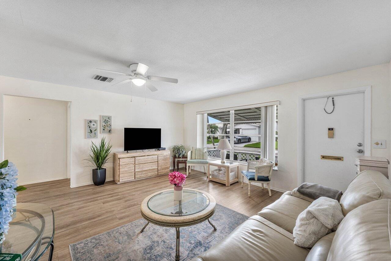1005 Siesta Avenue — photo 5
