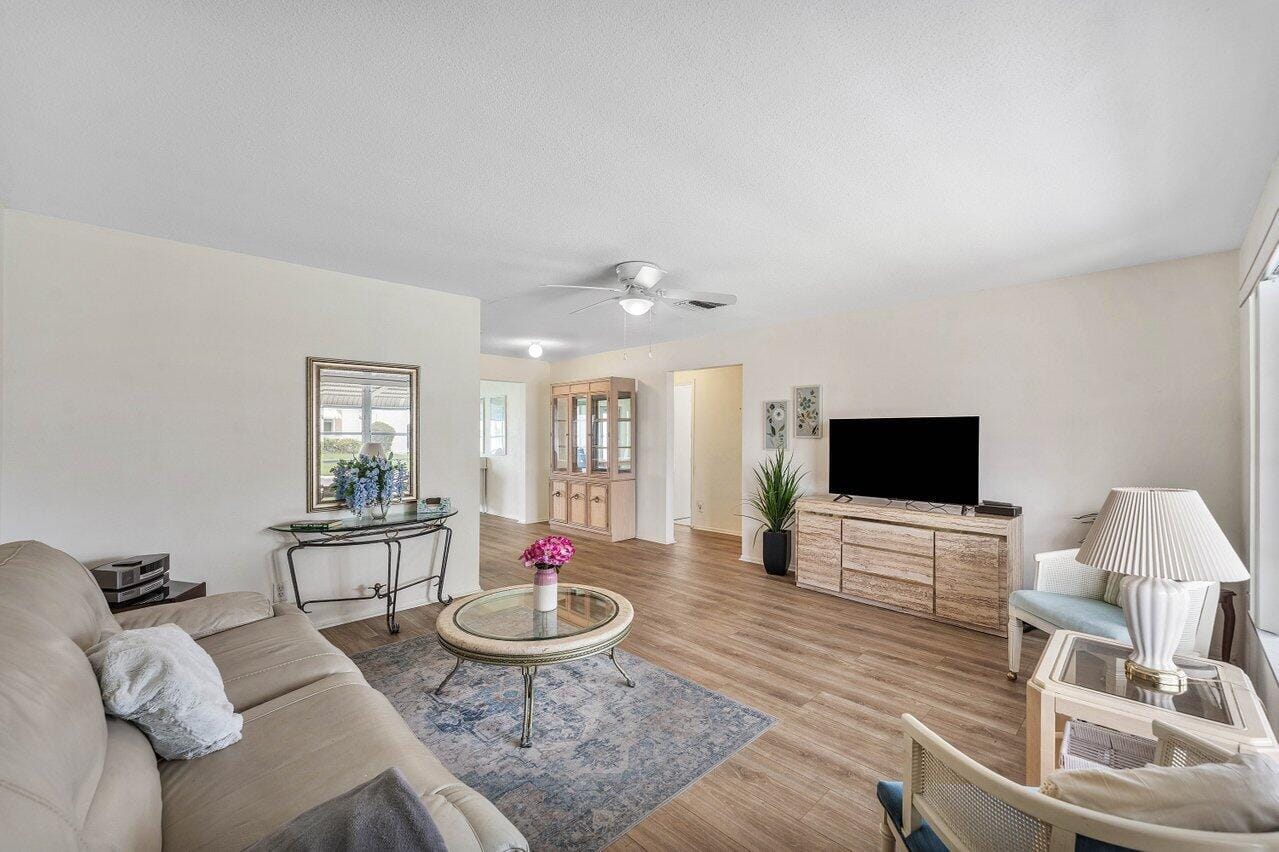 1005 Siesta Avenue — photo 7