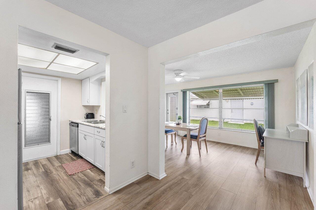 1005 Siesta Avenue — photo 8