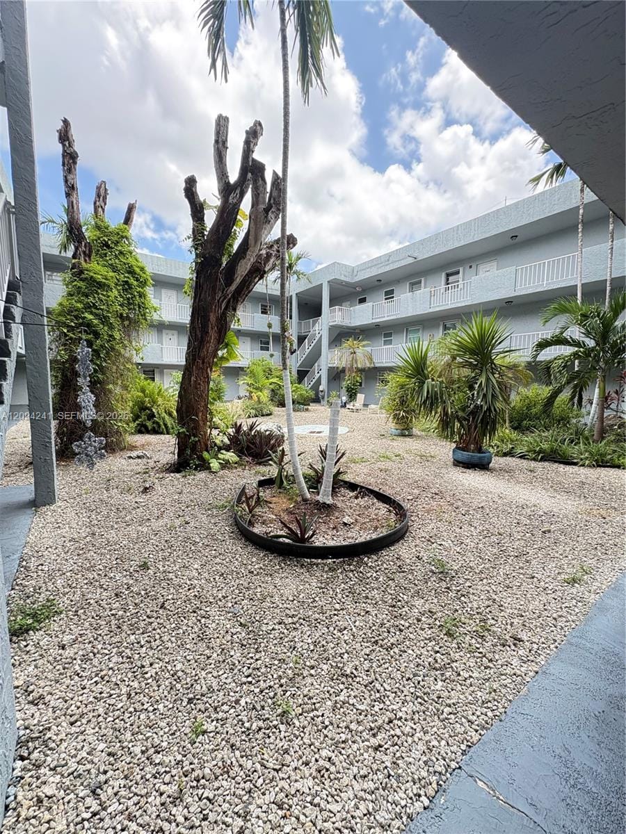 1725 W 60th Street F202, Hialeah, FL 33012 photo 13
