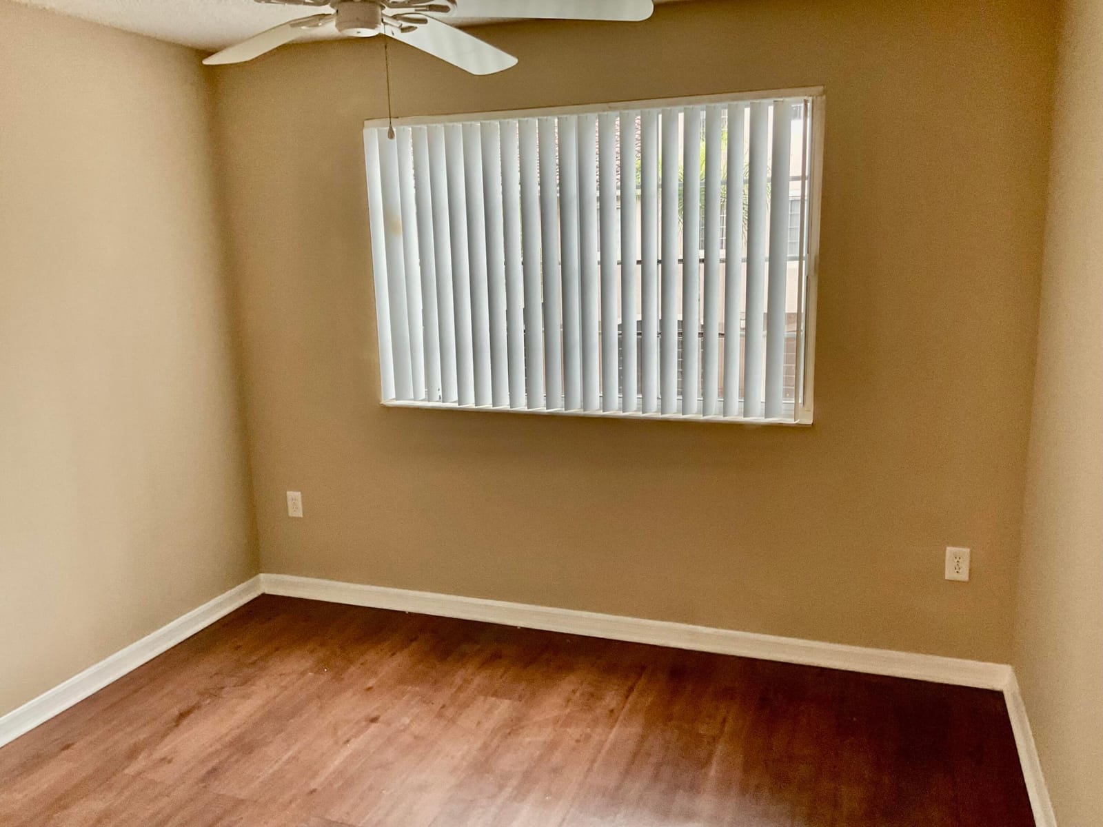 4183 N Haverhill Road 706 — photo 7