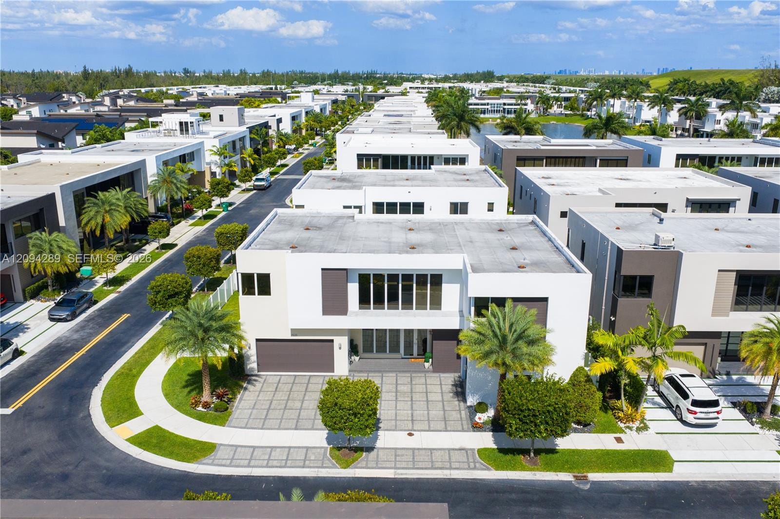 7525 NW 103rd Place, Doral, FL 33178 photo 2