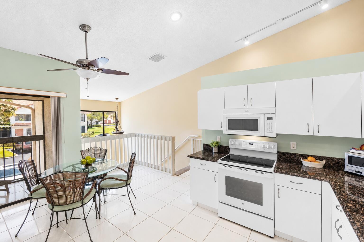 9711 PAVAROTTI Terrace 202 — photo 8